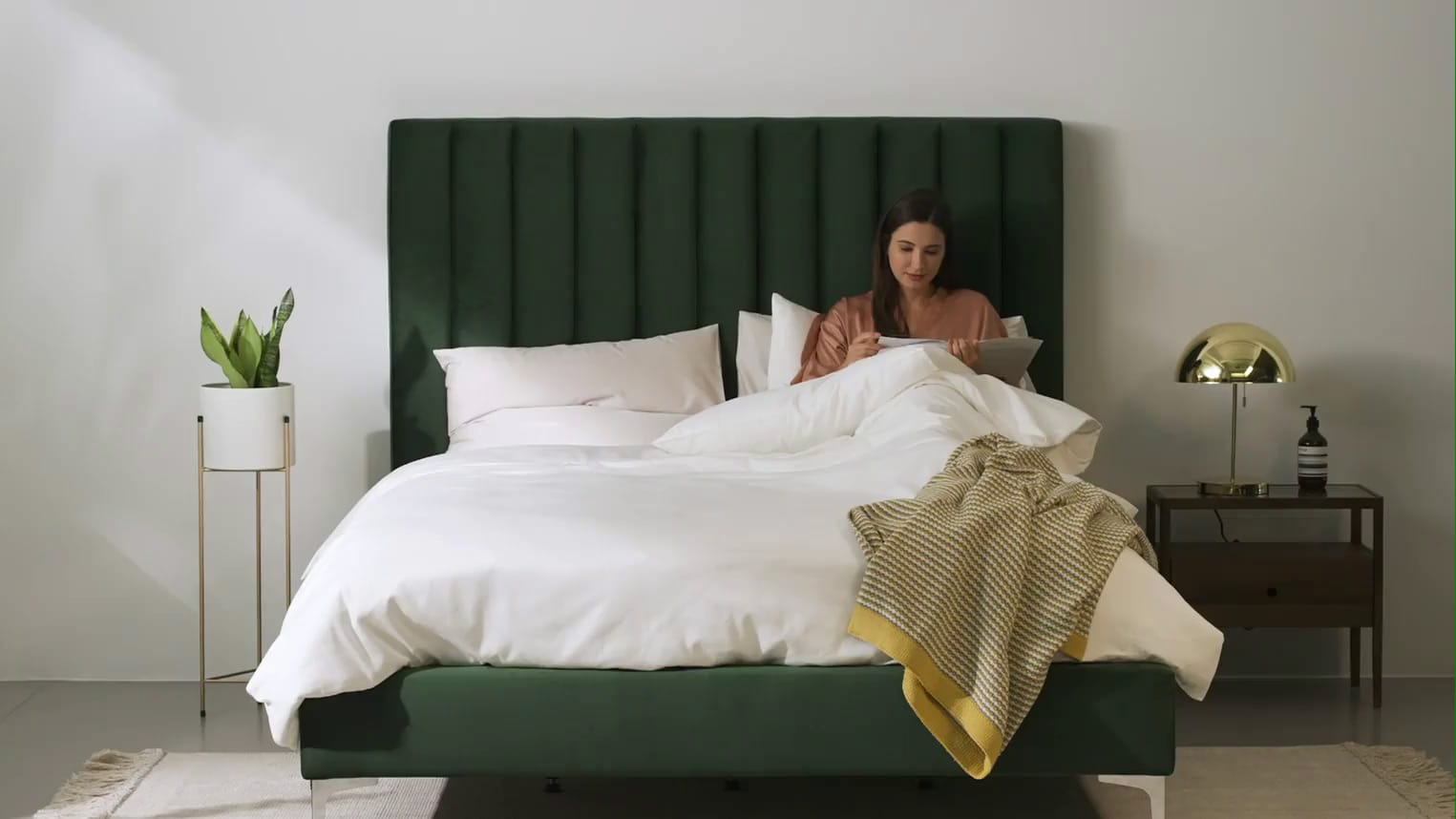 Green super online king bed frame